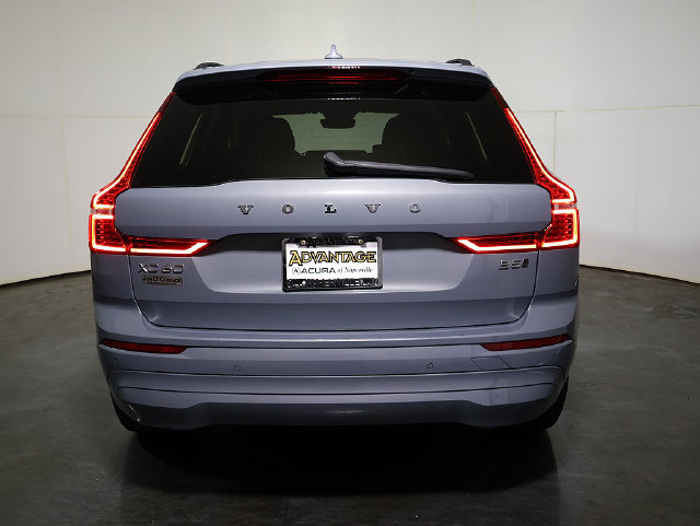 Used 2023 Volvo XC60 B5 Core AWD/4WD image 10