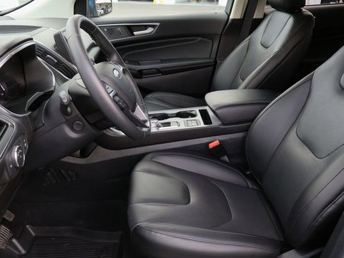 Used 2021 Ford Edge Titanium w/ Equipment Group 301A image 20