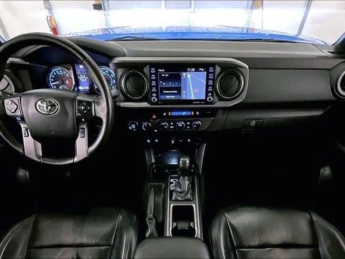 Used 2020 Toyota Tacoma TRD Off-Road image 14
