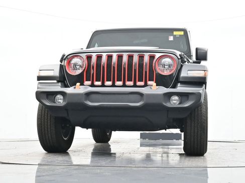 Used 2023 Jeep Wrangler Sport S image 27