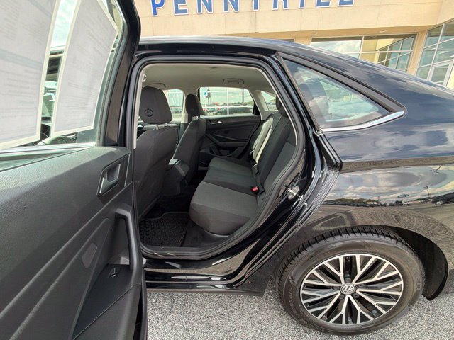 Used 2021 Volkswagen Jetta FWD image 15