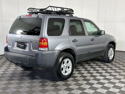 Used 2007 Ford Escape XLT AWD/4WD image 9