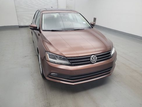 Used 2017 Volkswagen Jetta SEL FWD image 14