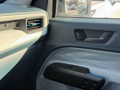 Used 2025 Ford Maverick XLT w/ XLT Luxury Package image 47