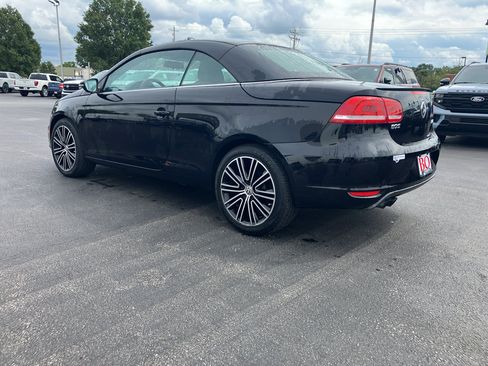 Used 2014 Volkswagen Eos FWD image 4