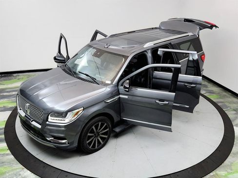 Used 2021 Lincoln Navigator L Reserve w/ Luxury Package image 39