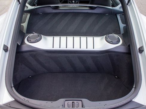 Used 2025 Porsche 718 Cayman w/ Sport Chrono Package image 22