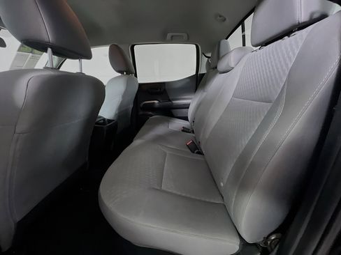 Used 2022 Toyota Tacoma SR5 w/ Technology Package RWD image 28