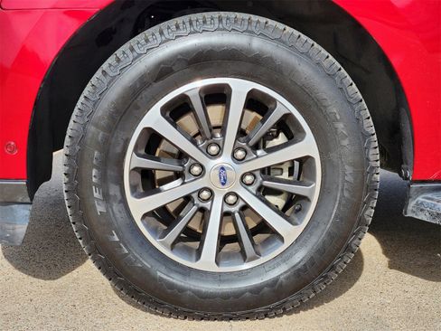 Used 2020 Ford Expedition XLT w/ Equipment Group 202A image 10