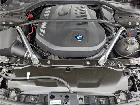 Used 2024 BMW 740i image 23