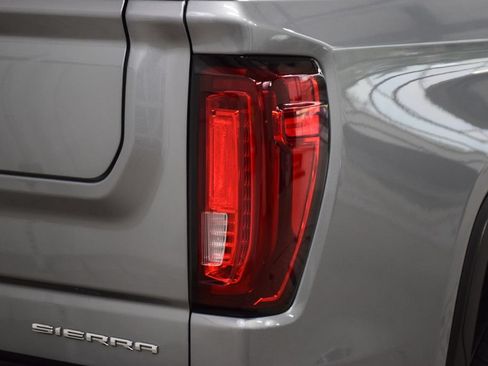 Used 2024 GMC Sierra 1500 Denali w/ Denali Reserve Package AWD/4WD image 21
