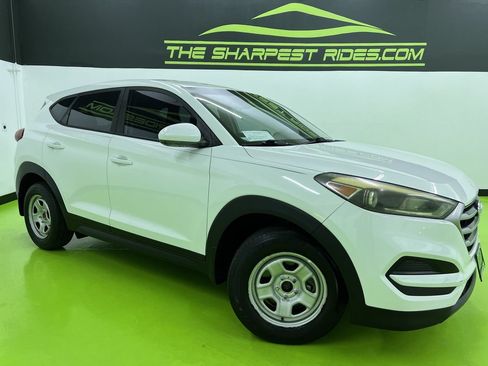 Used 2017 Hyundai Tucson SE FWD image 1