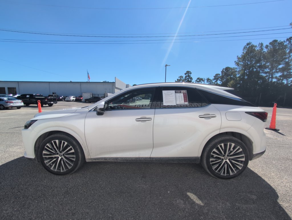 Used 2023 Lexus RX 350 Premium Plus w/ Accessory Package (Z1) FWD image 5