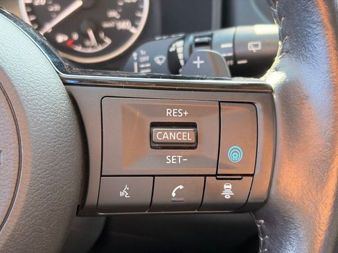Certified 2022 Nissan Rogue SV w/ SV Premium Package FWD image 28