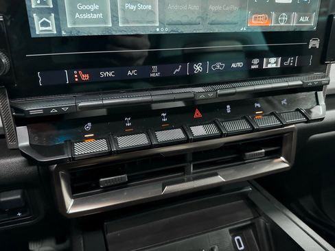 Used 2022 GMC Hummer EV Edition 1 w/ LPO, Illumination Package image 16