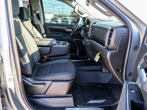 New 2026 Chevrolet Silverado 1500 LT w/ LPO, Dark Essentials Package image 16