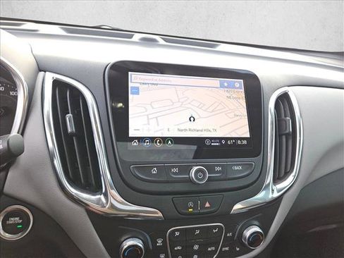 Used 2022 Chevrolet Equinox LT image 18