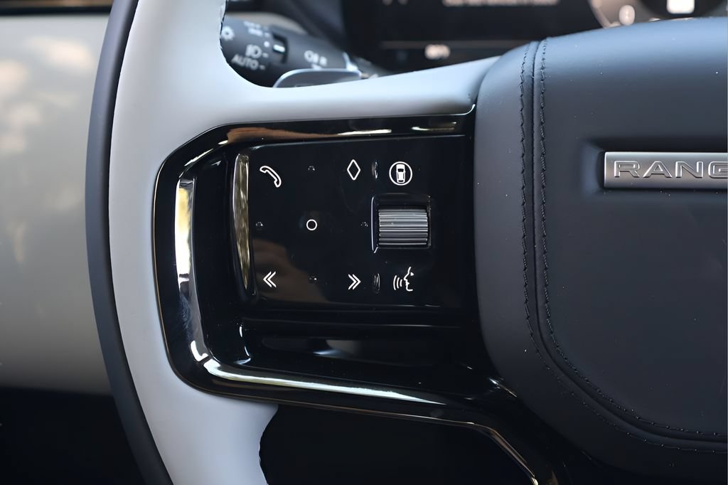 New 2026 Land Rover Range Rover Velar S AWD/4WD image 20