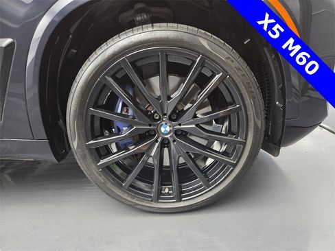 Used 2025 BMW X5 M60i w/ Executive Package image 10
