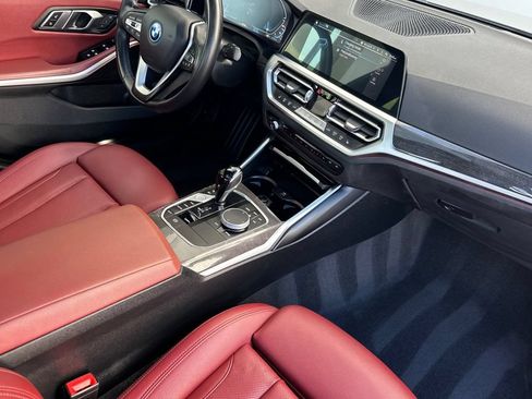 Used 2022 BMW 330e w/ Driving Assistance Package RWD image 16