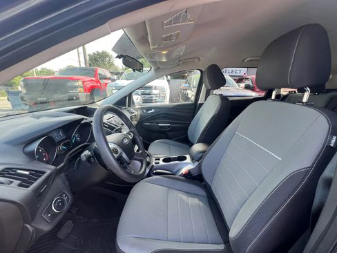 Used 2015 Ford Escape SE FWD image 14