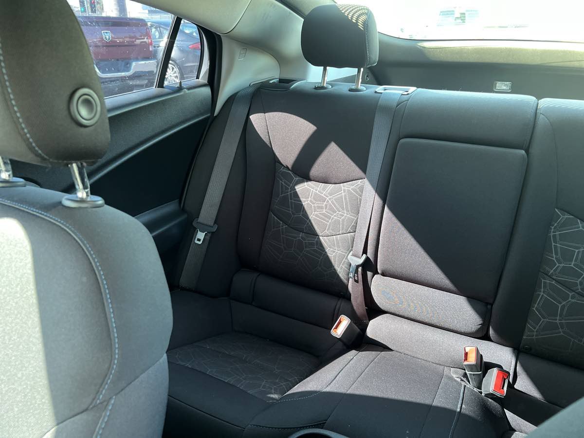 Used 2018 Chevrolet Volt LT FWD image 29