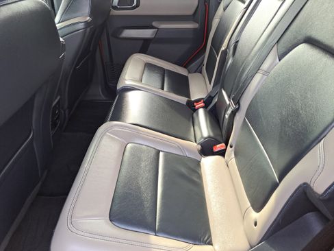 Used 2021 Ford Bronco Wildtrak image 9