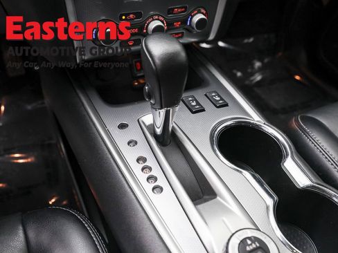 Used 2020 Nissan Pathfinder SL AWD/4WD image 13