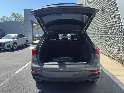 Used 2023 Audi Q3 2.0T Premium Plus image 8