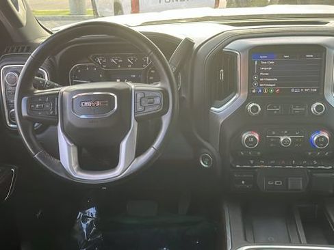 Used 2023 GMC Sierra 2500 SLT w/ SLT Premium Package AWD/4WD image 4