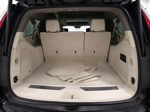 Used 2024 Cadillac Escalade ESV Sport Platinum AWD/4WD image 7