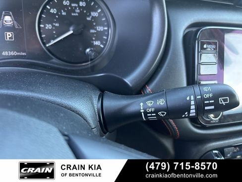 Used 2022 Nissan Kicks SR w/ Premium Package image 27