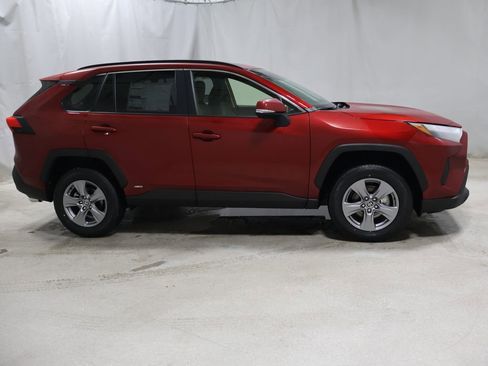 New 2025 Toyota RAV4 XLE image 8
