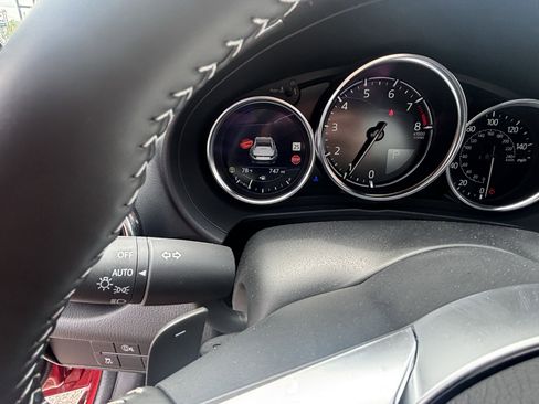Used 2024 MAZDA MX-5 Miata RF Grand Touring RWD image 9