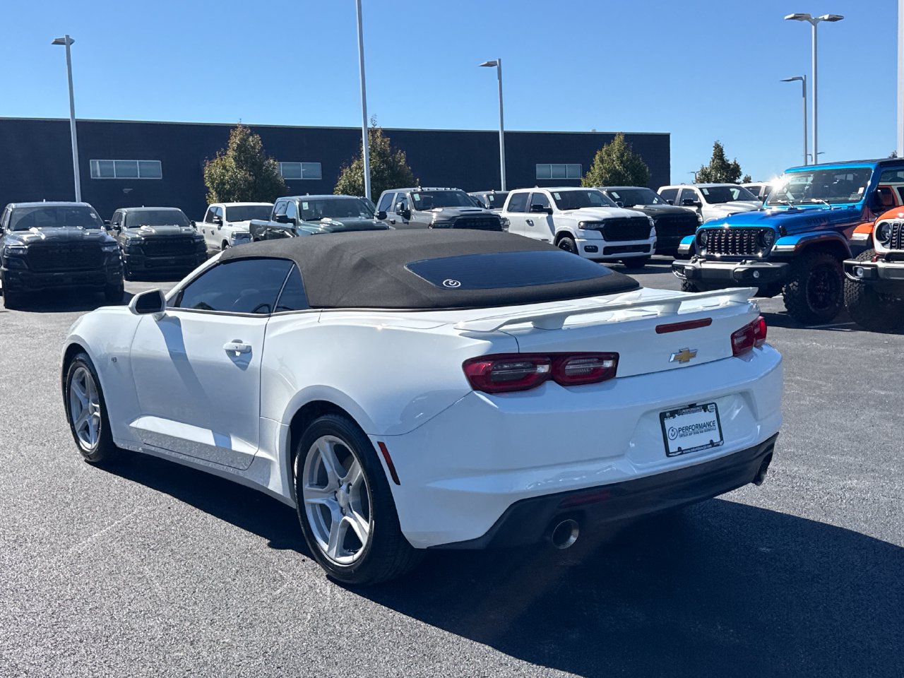 Used 2023 Chevrolet Camaro LT RWD image 5