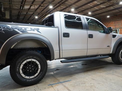 Used 2013 Ford F150 Raptor w/ SVT Exterior Graphics Pkg AWD/4WD image 18