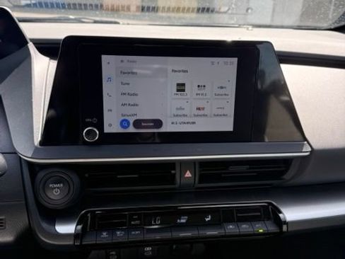 Certified 2023 Toyota Prius LE FWD image 23