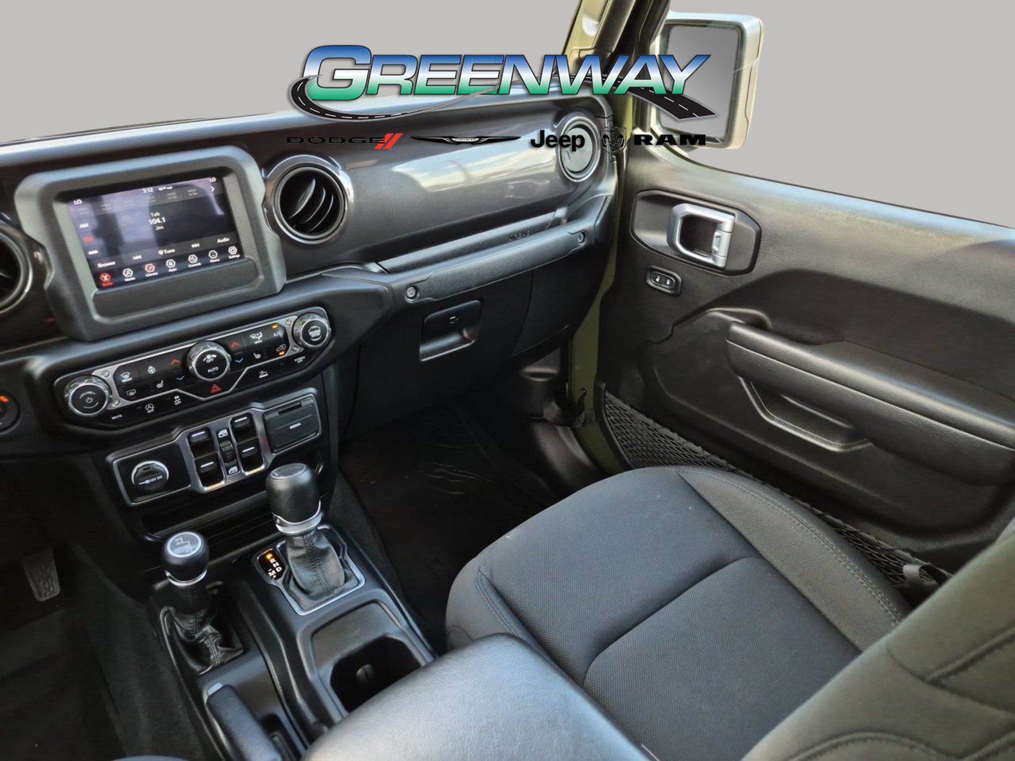 Used 2022 Jeep Gladiator Sport AWD/4WD image 11