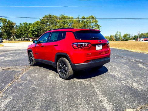 New 2025 Jeep Compass Latitude w/ Altitude Special Edition image 5