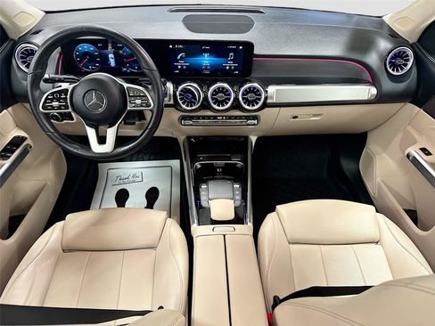 Used 2022 Mercedes-Benz GLB 250 image 22
