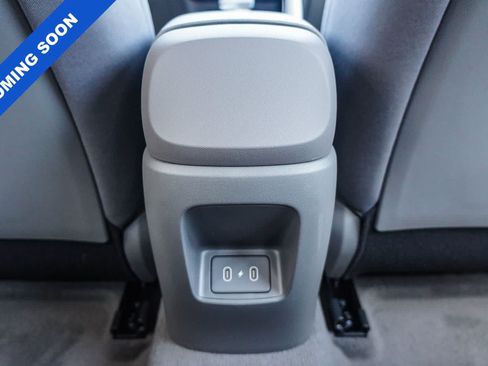 Used 2025 Hyundai Elantra SEL FWD image 15