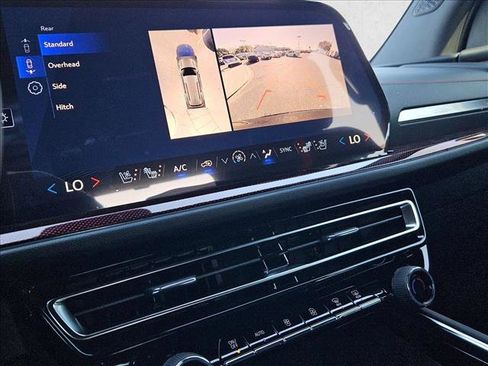 New 2026 Chevrolet Traverse RS image 12