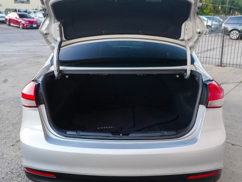 Used 2018 Kia Forte LX image 14