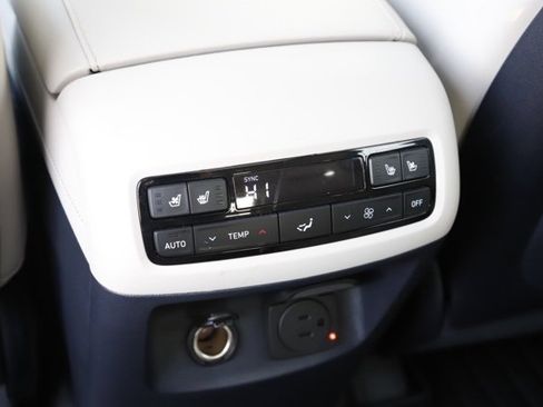 Certified 2023 Hyundai Palisade Calligraphy image 18