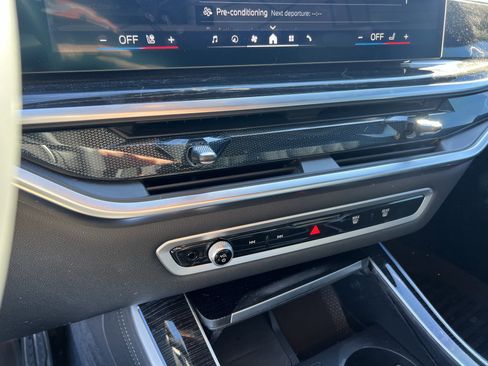 Used 2026 BMW X5 xDrive50e w/ M Sport Package image 26