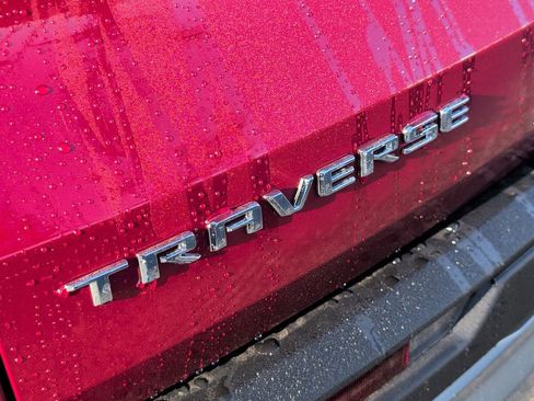 New 2026 Chevrolet Traverse LT w/ Enhanced Driving Package FWD image 32