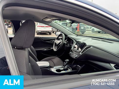 Used 2023 Chevrolet Malibu LT FWD image 17
