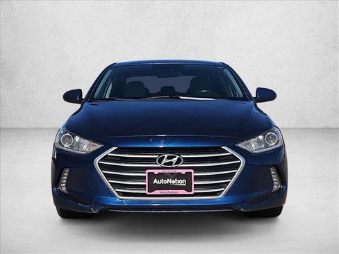 Used 2017 Hyundai Elantra SE w/ SE A/T Tech Package 03 image 2