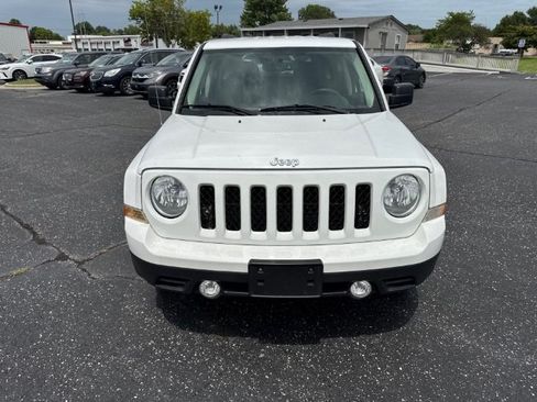 Used 2016 Jeep Patriot Sport w/ Power Value Group FWD image 8