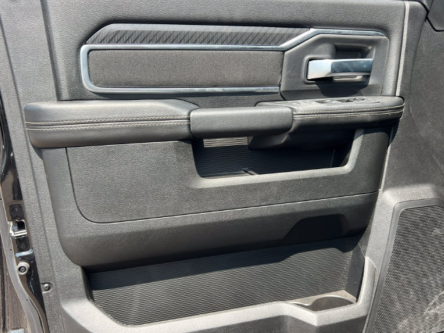 Used 2025 RAM 2500 Big Horn AWD/4WD image 15